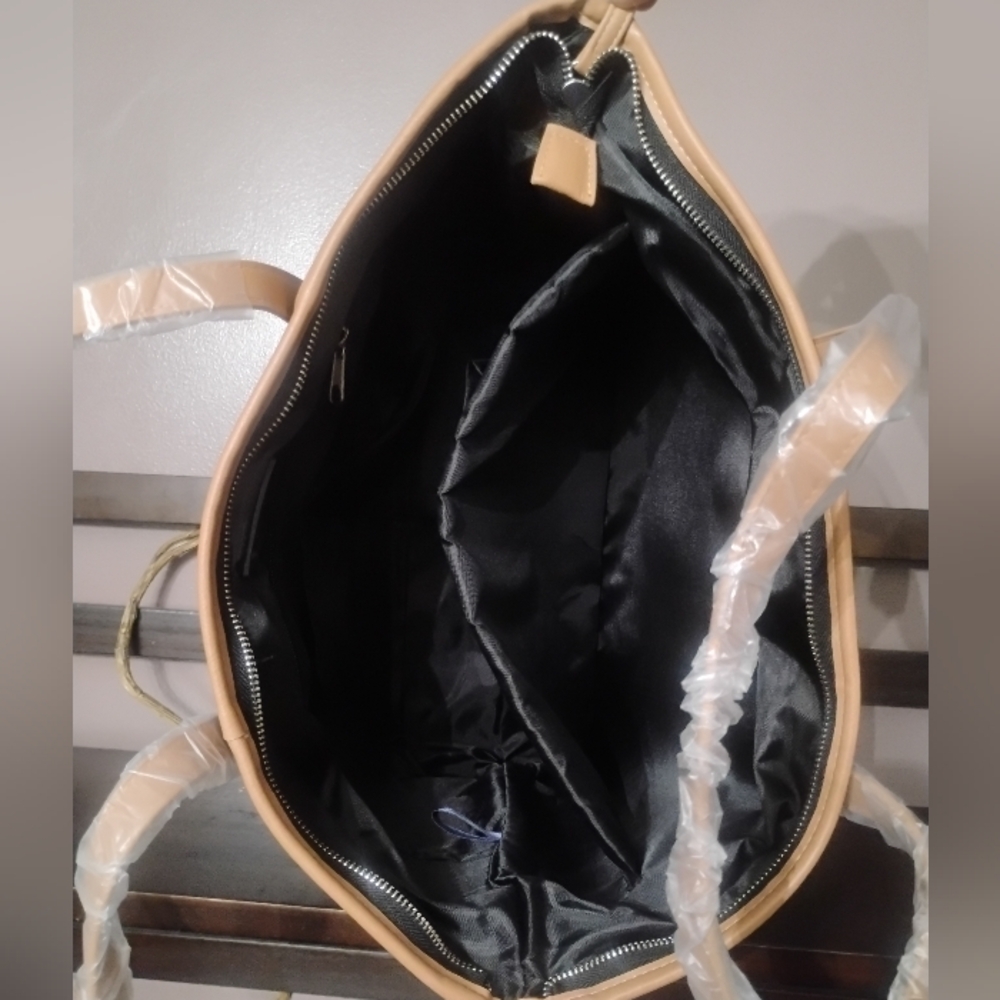 Tahari Kristen Black & Tan Tote NWT - Picture 6 of 10